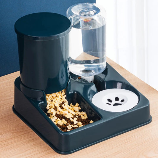 Automatischer Futter und Wasserspender